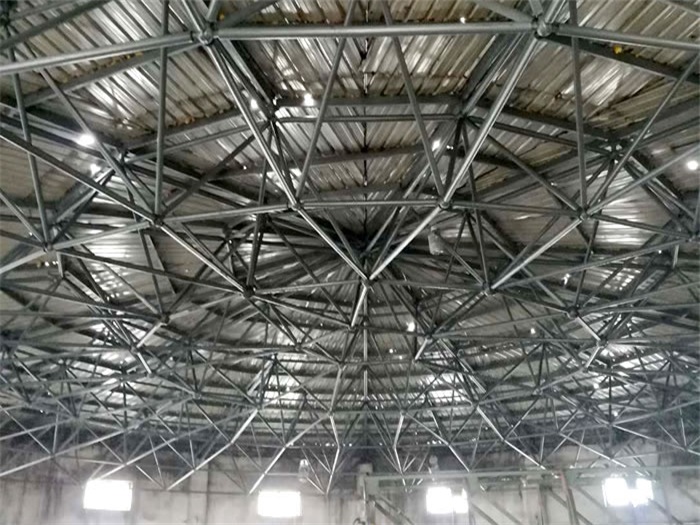 渝中洗煤厂蓄水池网架